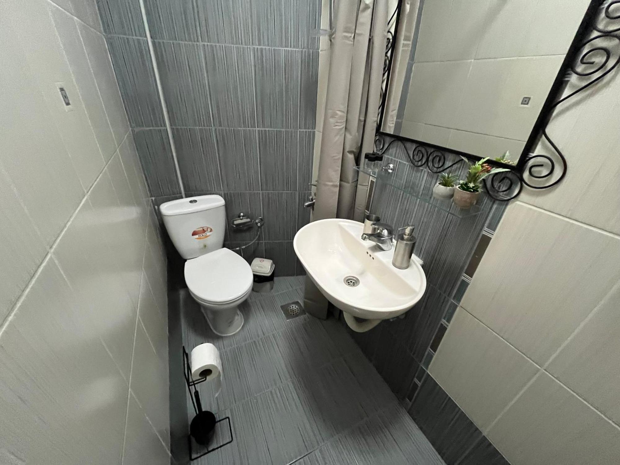 Central M - 5 Apartments Skopje Esterno foto