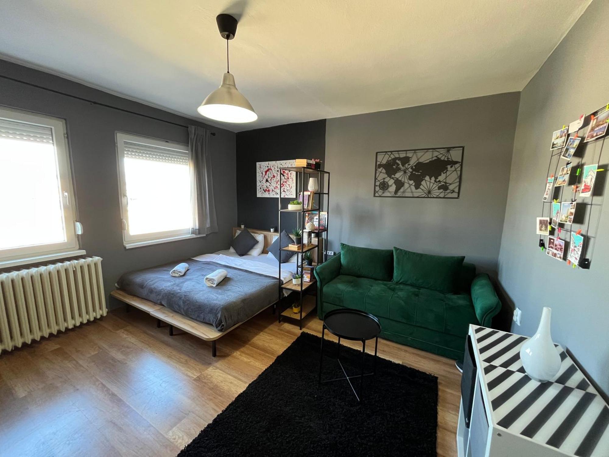 Central M - 5 Apartments Skopje Esterno foto